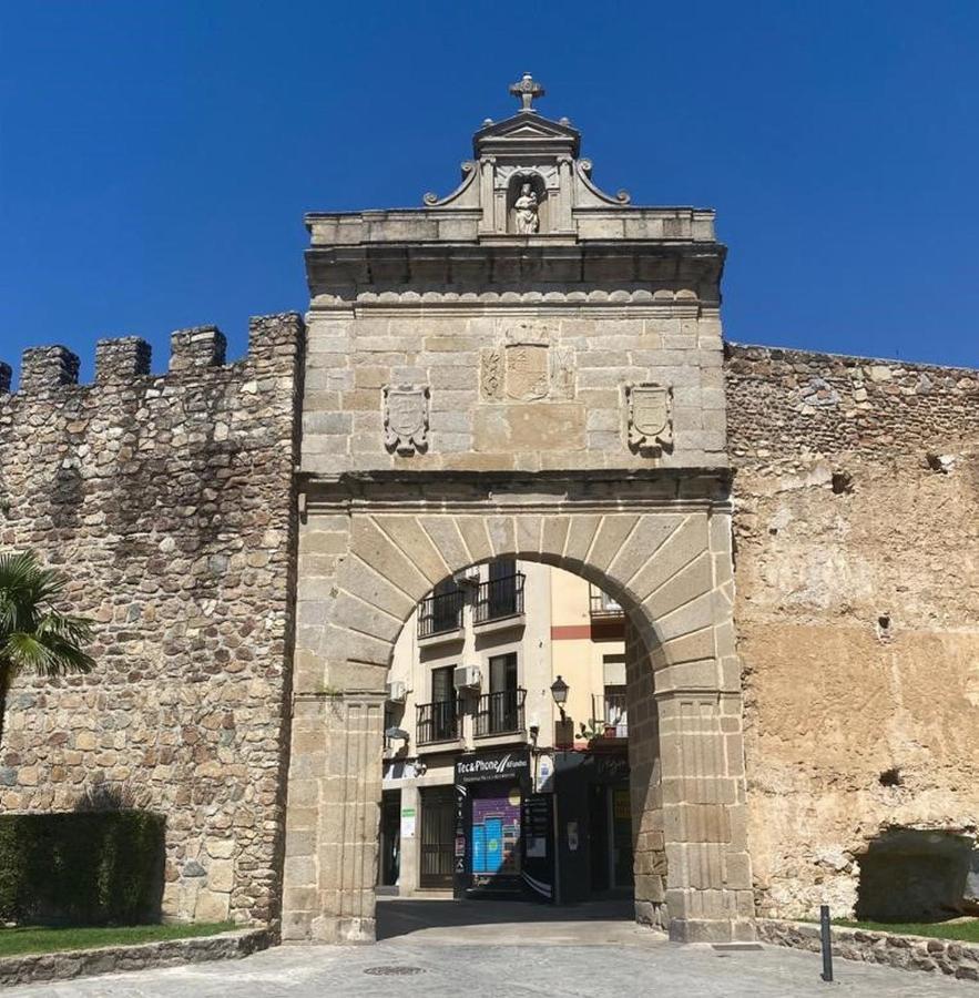 Puerta Del Sol - Plasencia Exterior foto